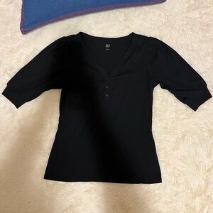 GAP Women's Elegant Black Short Sleeve Top